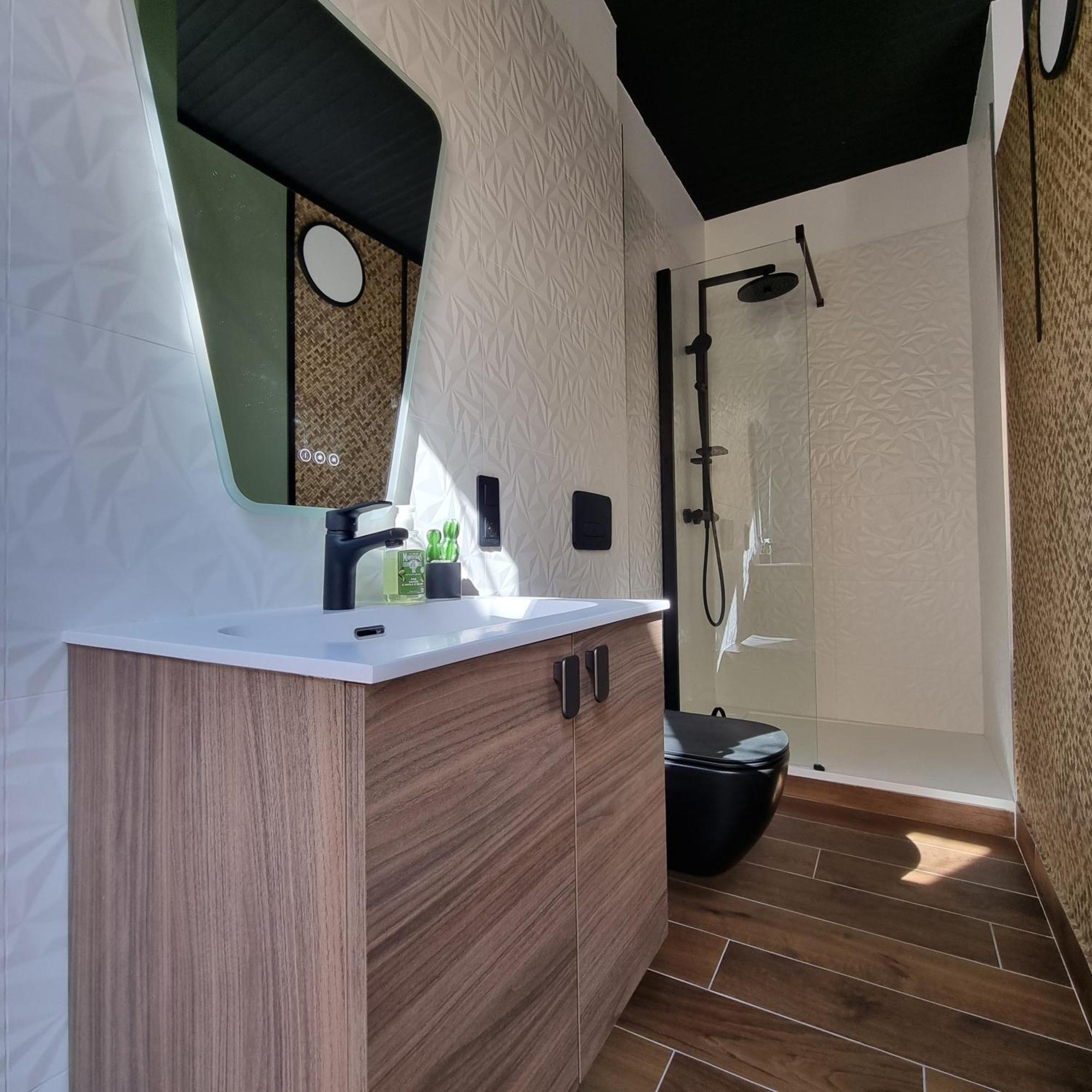 La Bulle Caree Village Homestay *